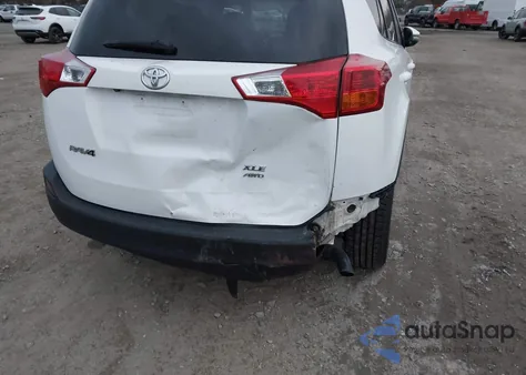 2015 Toyota Rav4 Xle из США, поврежденный, VIN JTMRFREV2FJ036631